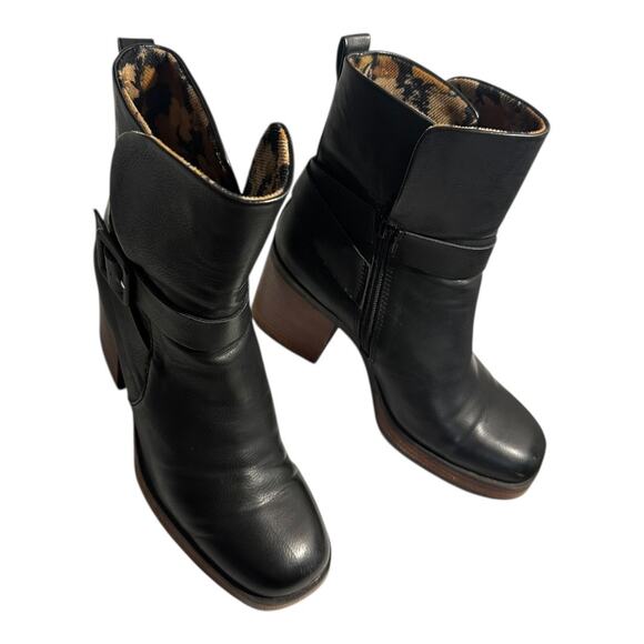 KORKS The Marci bootie 6.5 black stacked heel round toe platform buckle strap - Picture 9 of 14